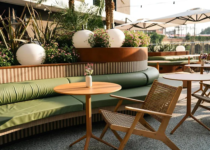 The Social Hub Otel